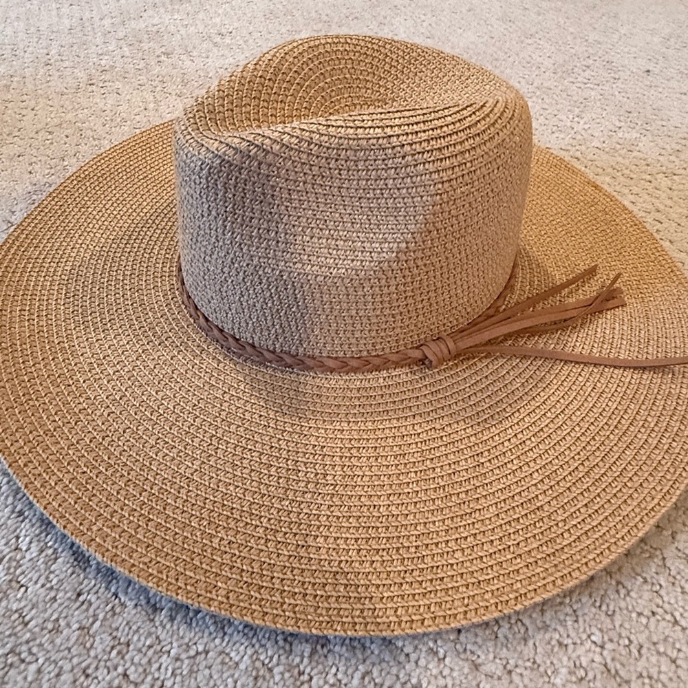Braided Band Wide Brim Sun Hat in Tan